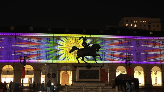TO: VIDEOMAPPING DI NATALE